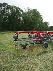 Double Rotor Rakes - VICON ANDEX 774, great maneuvreability and superb performance