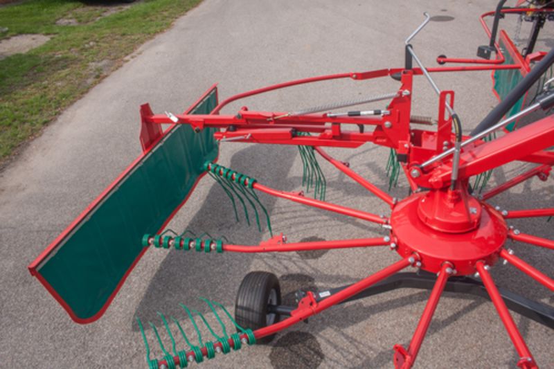 Double rotor rakes - Kverneland 9670, CompactLine Gearbox absolutely maintenance-free