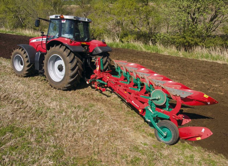 Reversible Mounted Ploughs - Kverneland ES-LS, unique steel treatment provides great life time and makes it easy in use during operation