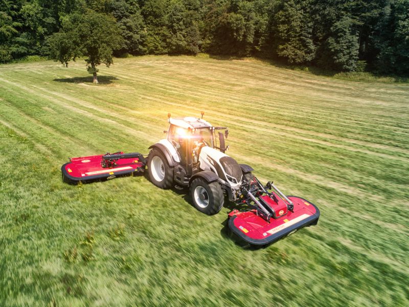 Mower Conditioners - VICON EXTRA 732FT - 732FR - 736FT - 736FR FRONT MOUNTED MOWER CONDITIONERS, new and comfortable ideas to the machine with a maintenance friendly design