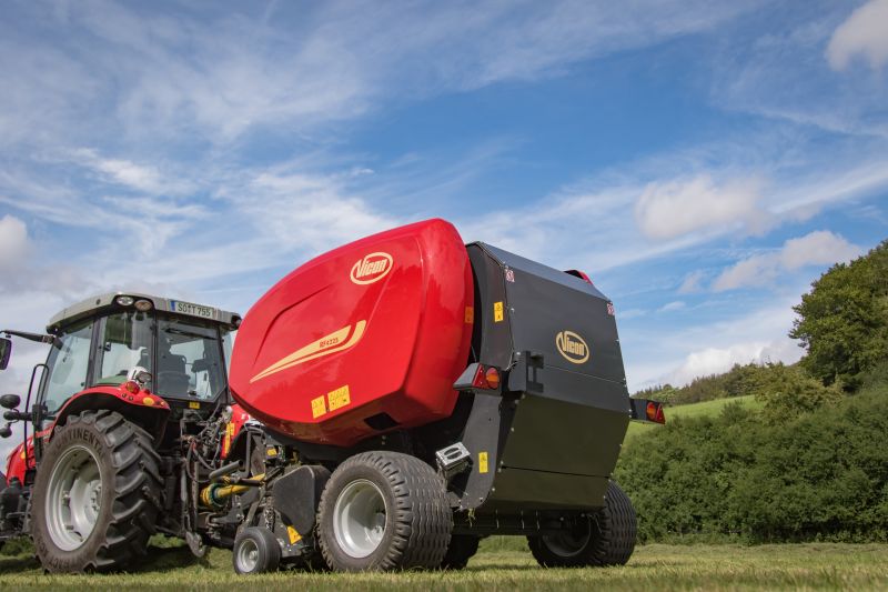 Fixed Chamber round balers - VICON RF 4225, maximal capacity in all crop conditions, the system ensures maximal bale rotation