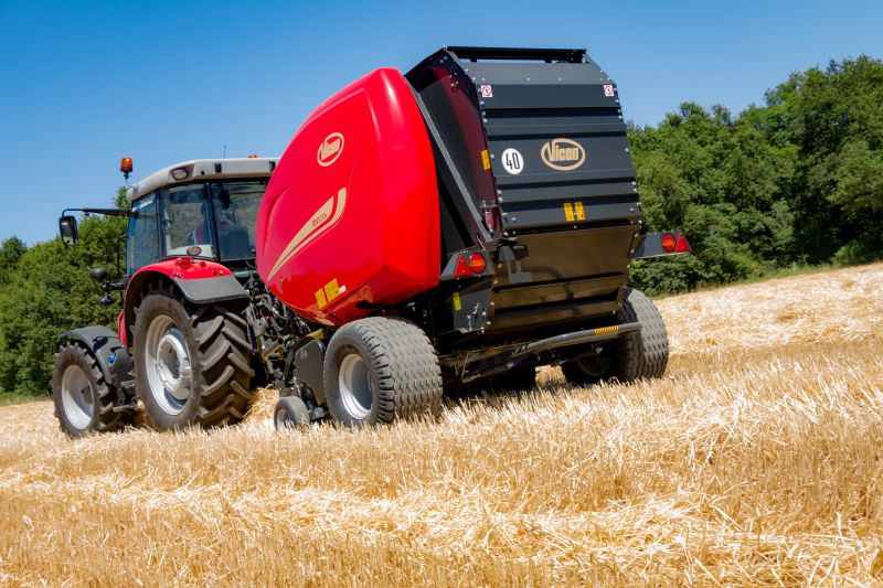 Variable Chamber round balers - VICON RV 5116 - 5118 PLUS, high output performance and reduced maintenance requirments