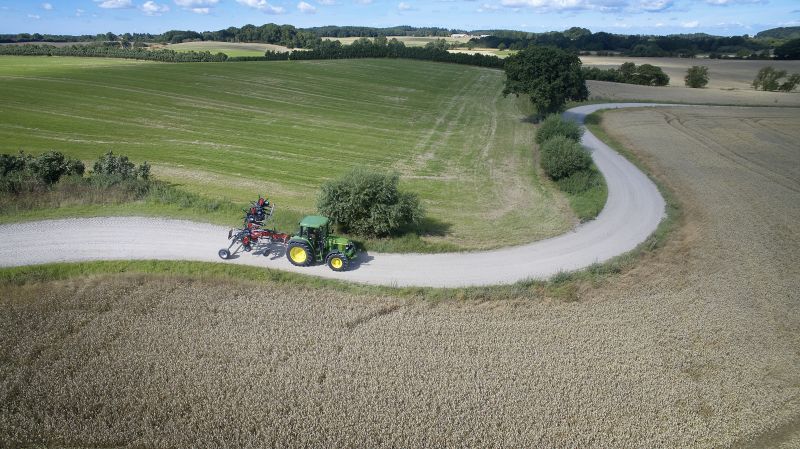 Tedders, Trailed - VICON FANEX 904C - 1124C, purpose-built for smaller tractor but will also operate with larger ones