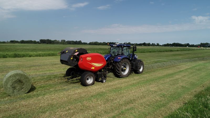 Fixed Chamber round balers - VICON FIXBALE 500, specialist baler for heavy silage conditions with low power requirments for efficient operation