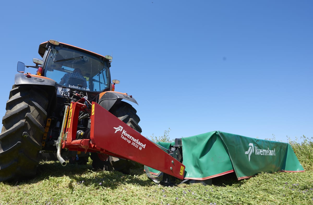 KVERNELAND 2624 M - 2628 M - 2632 M, low power requierments, easy handling and high outputs