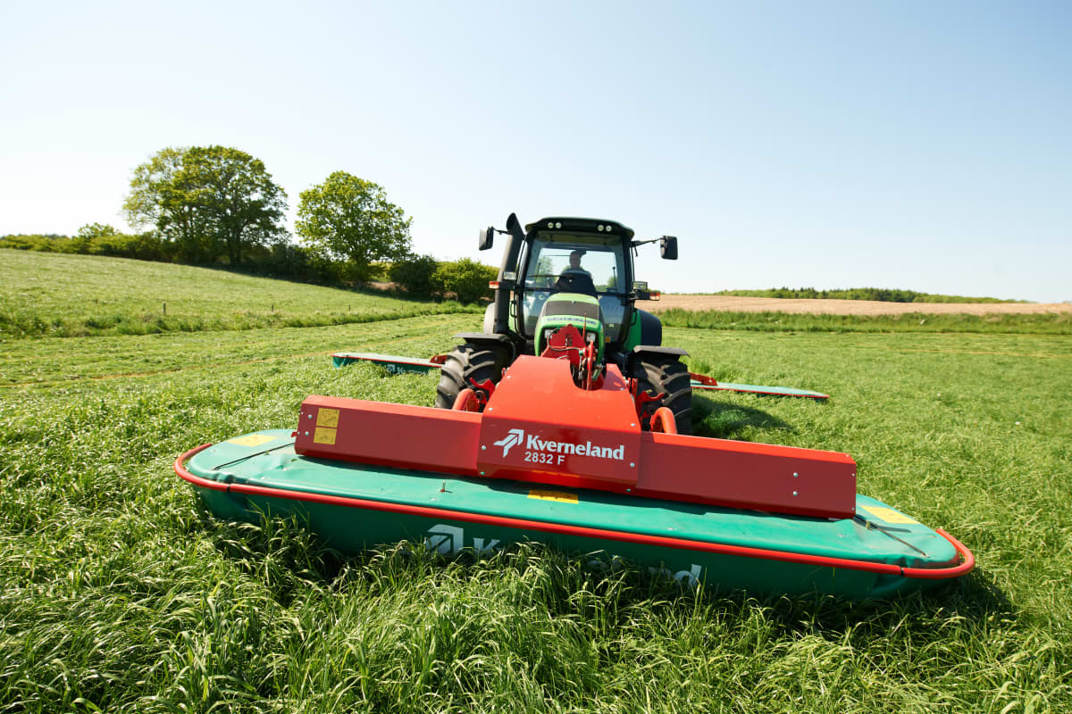 Plain Mowers - Kverneland 5087 M 5095, unmatched mowing performance