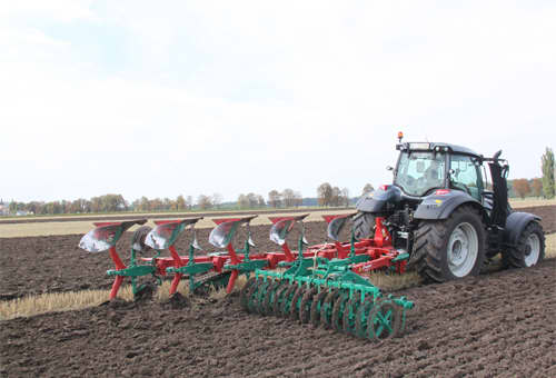 Reversible Mounted Ploughs - Kverneland 2500 i-Plugh up to 30% more capacity when operating on field