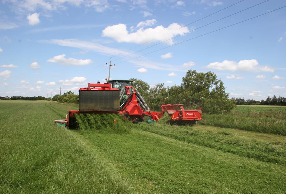 Mower Conditioners - Mower Conditioners - Kverneland 5090 MT, butterfly mower with 9meter working width