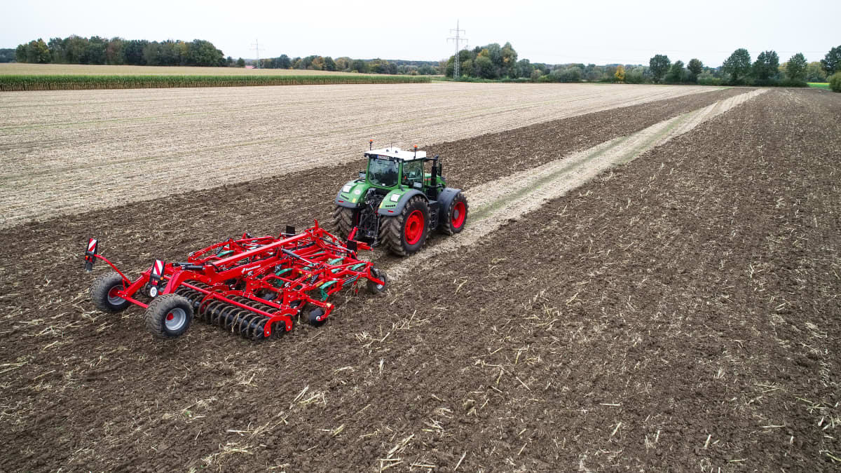 Cultivateur à dents Kverneland Enduro T / Enduro Pro T - largeur de travail de 4 à 5 mètres