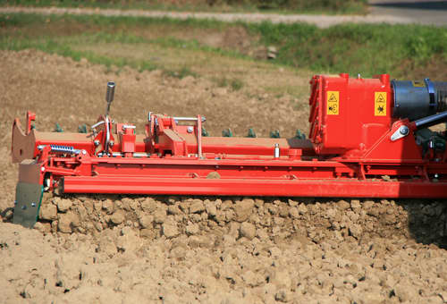 Power Harrows - Kverneland Foldable Power Harrow, The tines ensure optimal penetration in hard or not cultivated soil