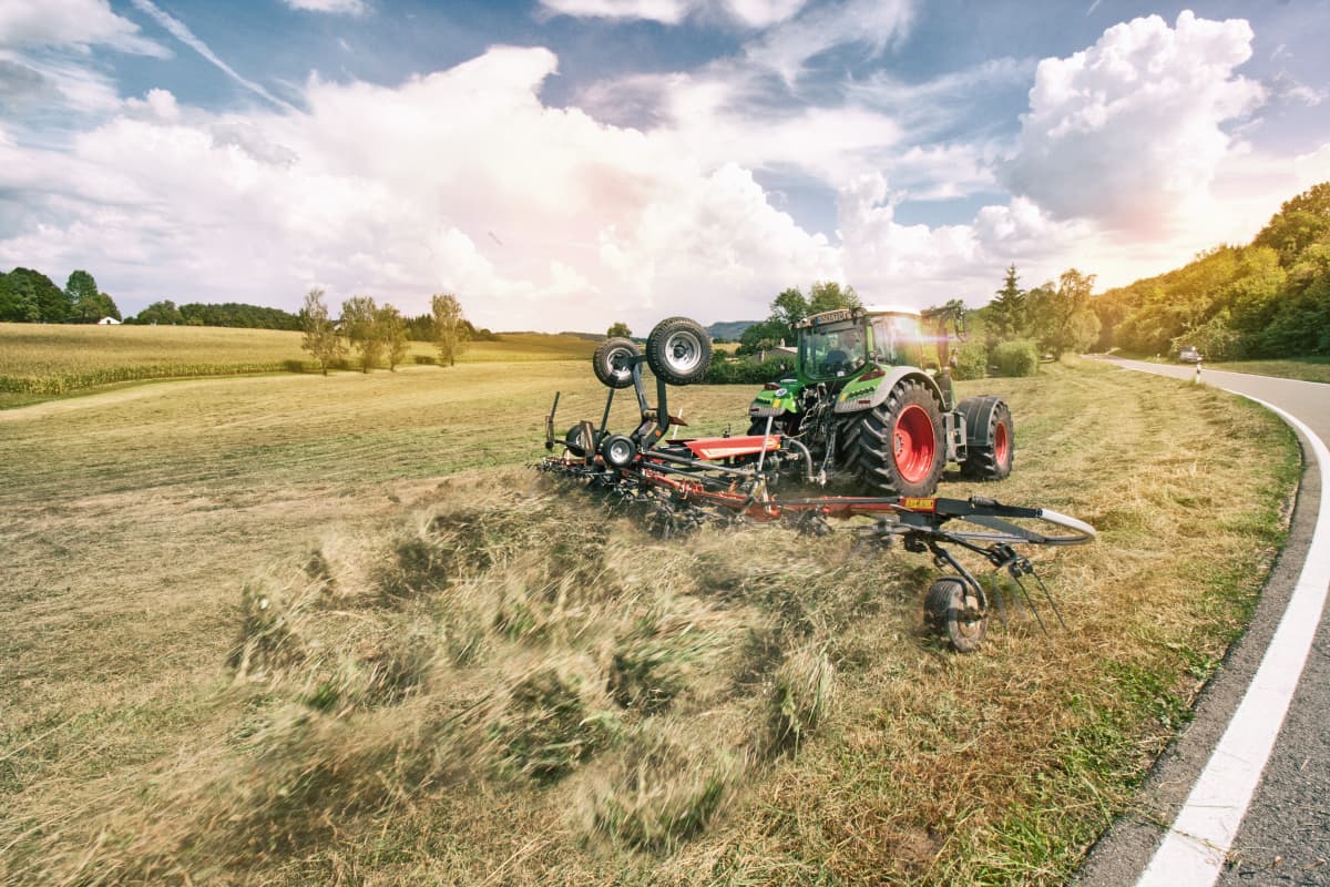 Tedders, Trailed - VICON FANEX 904C - 1124C, purpose-built for smaller tractor but will also operate with larger ones