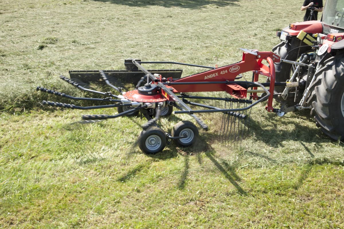 Single Rotor Rakes - VICON ANDEX 424-464, ProLine Gearbox technology for efficient performance