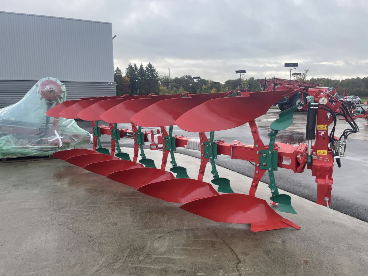 Charrue LS 6 corps Varilarge