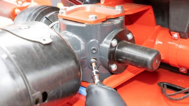 Kverneland - Kverneland mower check tips that will keep you cutting