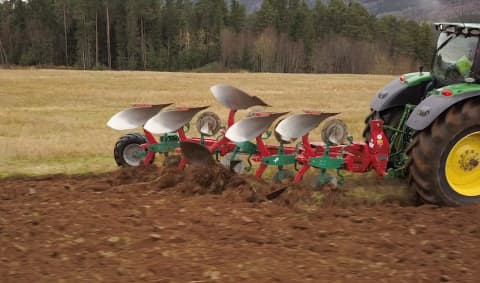 Kverneland 2500 i-Plough