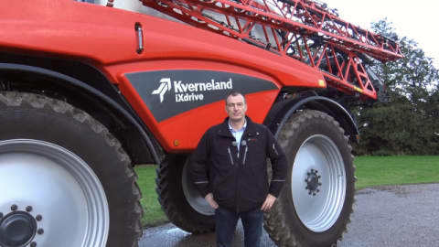 Kverneland iXdrive S6 self-propelled sprayer walkaround