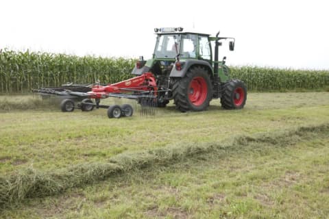 Single rotor rakes