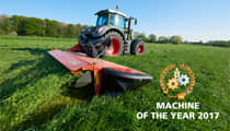 Vicon EXTRA 736T ontvangt Machine of Year 2017 Award tijdens SIMA