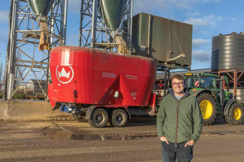 Kverneland - Silonox adds durability and longevity to Kverneland Siloking diet feeder