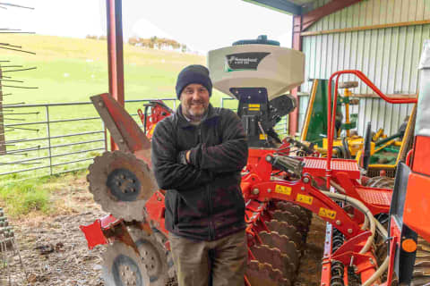 Kverneland David Hall and qualidisc farmer