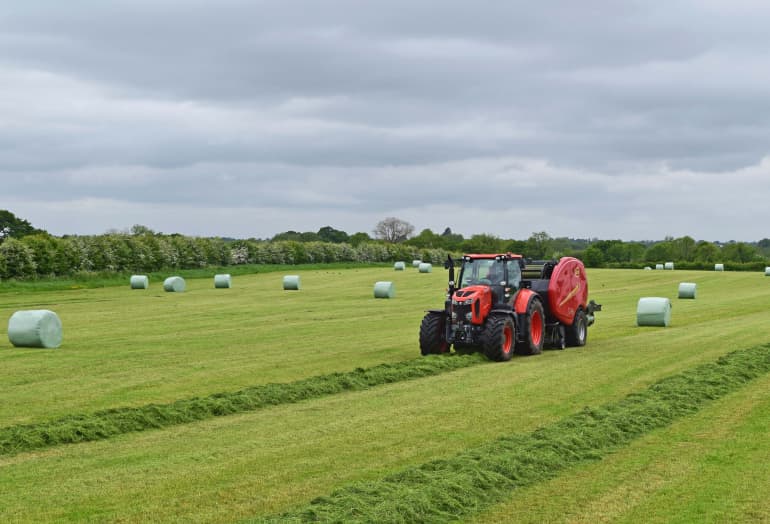 Vicon - Non-Stop baling 