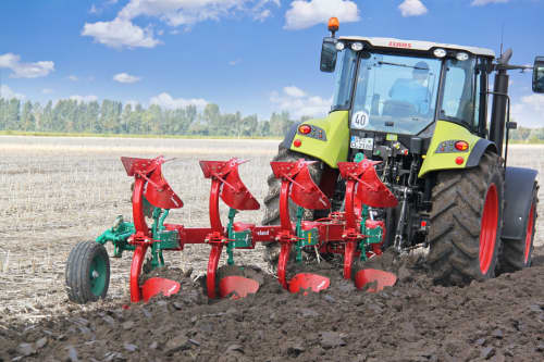 Kverneland 150 S light and robust ploughing in stony soils