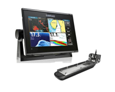 GO9 XSE Display with built in Echosounder With Transom Active Imaging 3 in 1 Transducer