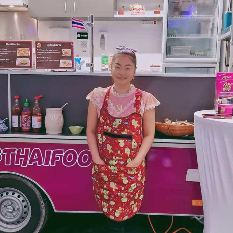Joy's Thai Food - Food Trucks et Traiteurs in 8, Töbelistrasse, Kollbrunn, Zell (ZH), Bezirk Winterthur, Zurich, 8483, Suisse