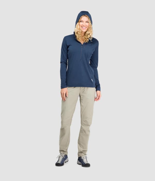Product image of svalbard wool Hood (W)