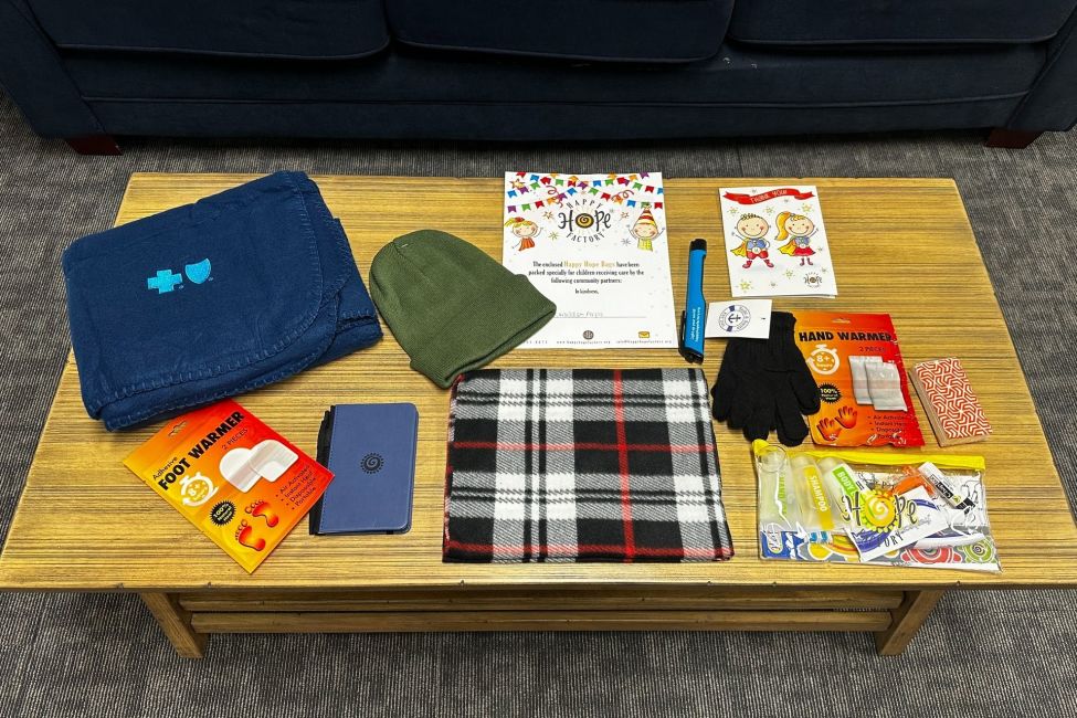 Assemble Winter Kits for Individuals Experiencing Homelessness