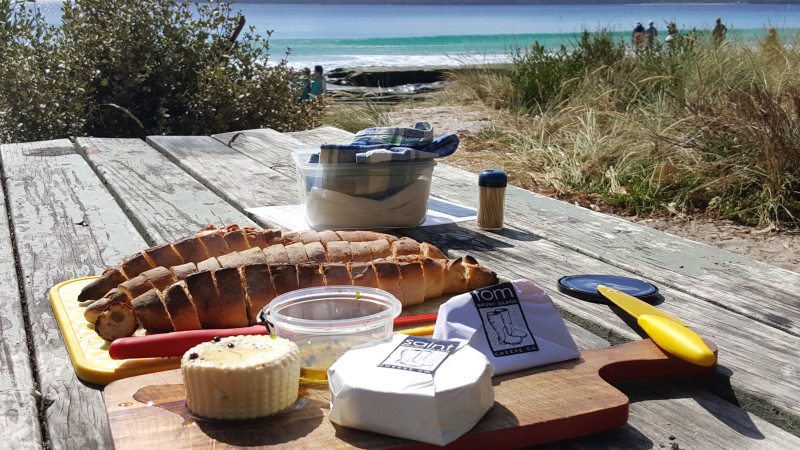 Bruny Island Food, Sightseeing And Lighthouse Tour And Lunch