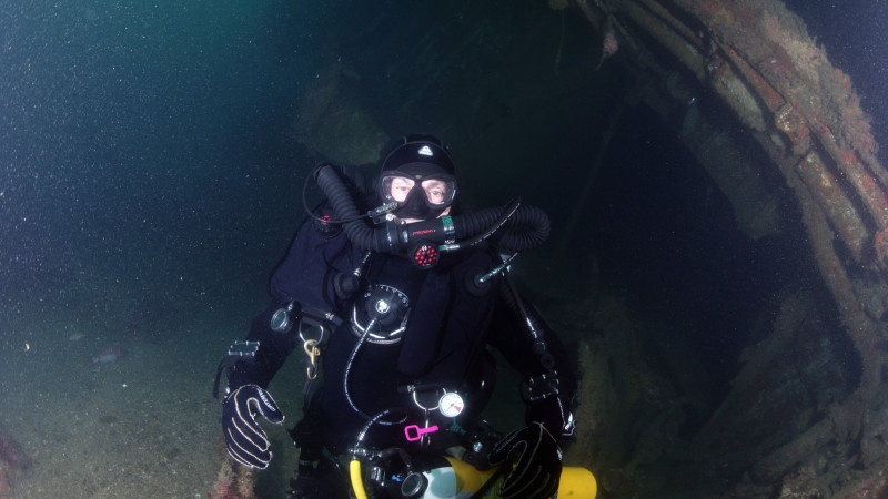 Dive the HMNZS Waikato and Tui Shipwrecks Full Day