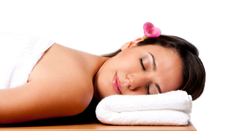 Hot Stone Massage 90 Minutes