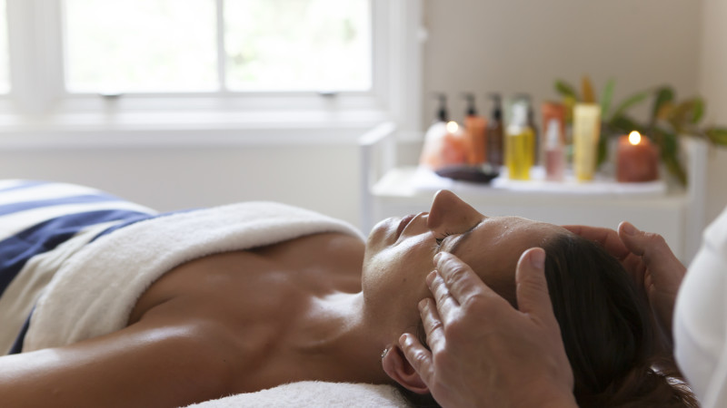 Romantic Escape With Massages And Breakfast 2 Nights 