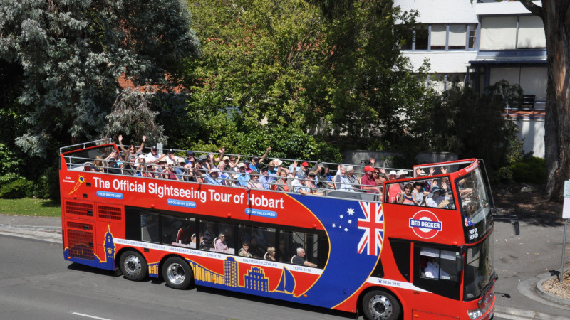 city tour bus in hobart