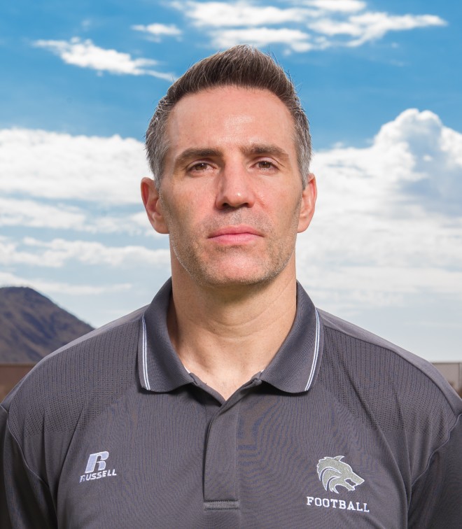 Kurt Warner Sets Example for His Children and the Cardinals - The