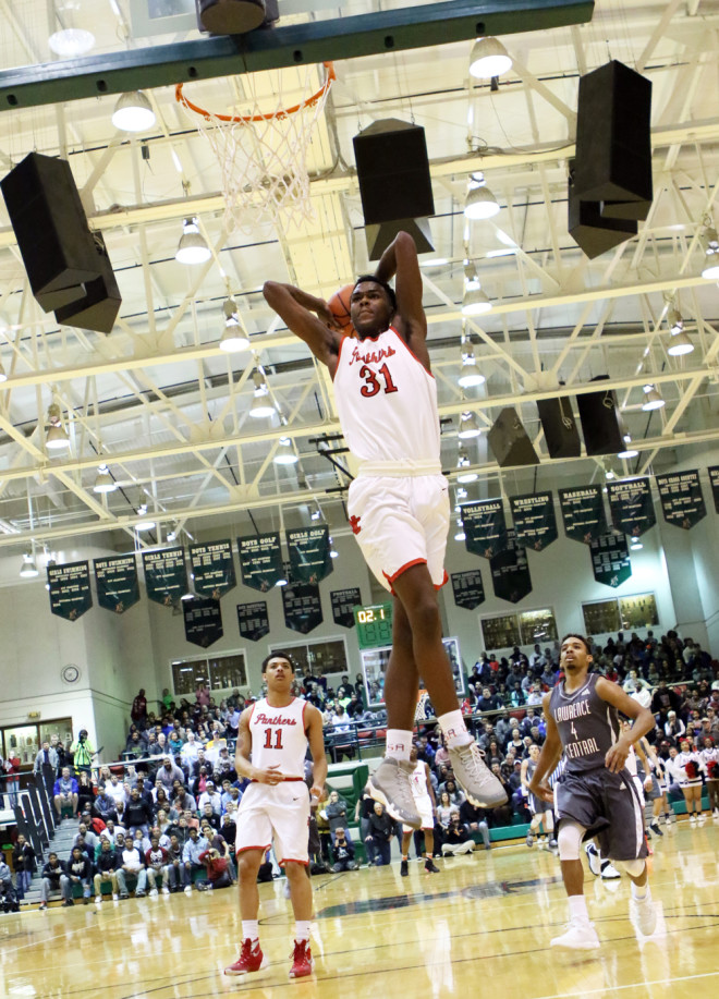 Six-foot-8 five star 2017 prospect Kris Wilkes in action.