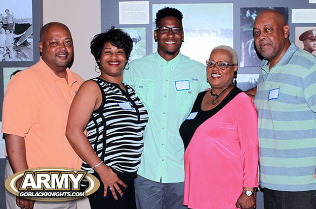 2016 Army commit Tre Bruce surrounding by his parents (left) & grandparents (right)