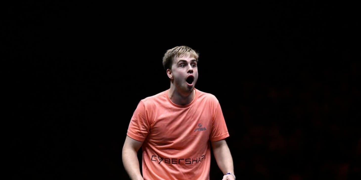 Supervinst av Supertruls och Sverige pingistokigt i 10 minuter till