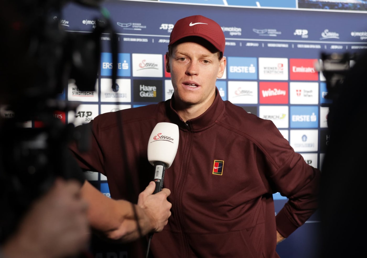 Tid til kvartfinaler i Wien og Basel