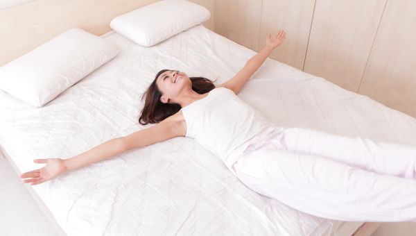 The Best and Worst Sleep Positions for Your Health | Sleep ...