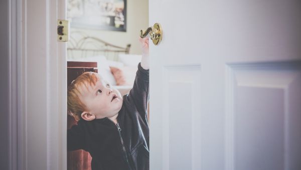 Toddler opening door