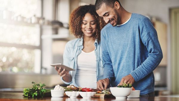 couple cooking together