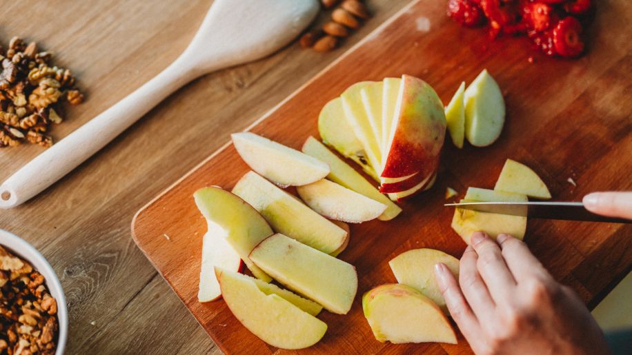 Slicing apples.