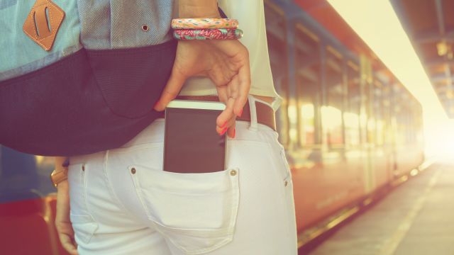 cell phone radiation, smart phone radiation, dangers of cell phones