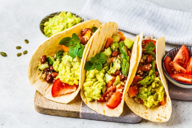 Bean tacos with toppings