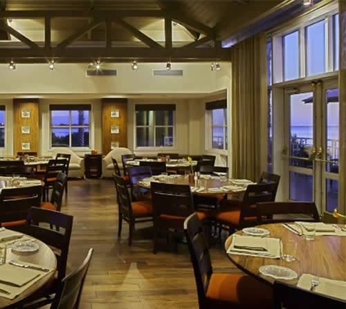 10% off lunch. Present Hot Deal Guide at time of payment to apply discount.