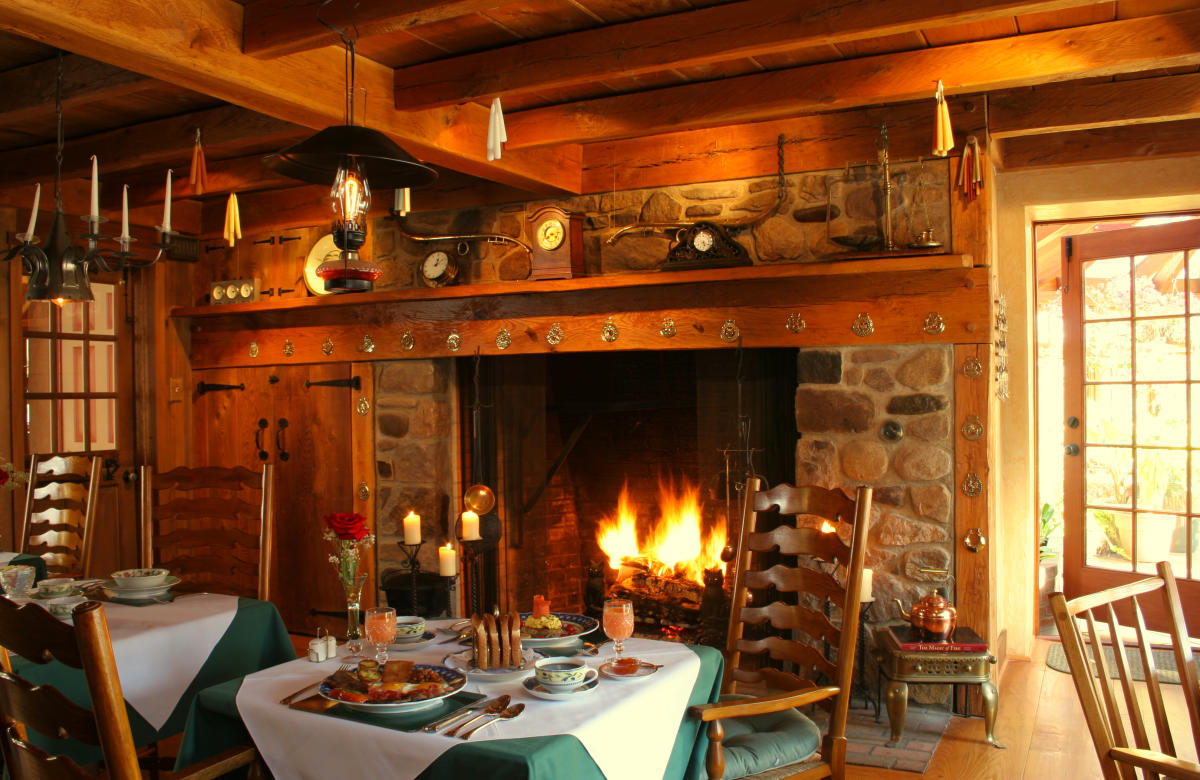 Bucks County, Pennsylvania, Dinner by the Fire