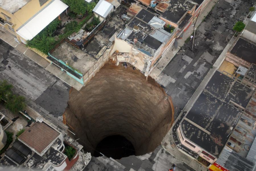 Sinkholes What On Earth S Happening Pursuit By The