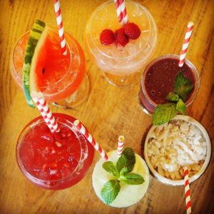 Cocktail happy hour*